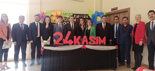 İlçemizde 24 Kasım Öğretmenler Günü Kutlandı.